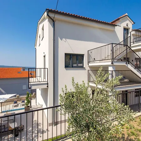 Frankola Mit Pool - Apt- Sonnenuntergang By Interhome Apartment Crikvenica