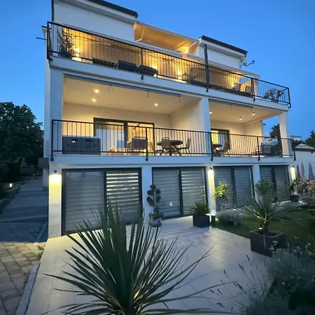 Frankola Mit Pool - Apt- Sonnenuntergang By Interhome Apartment *